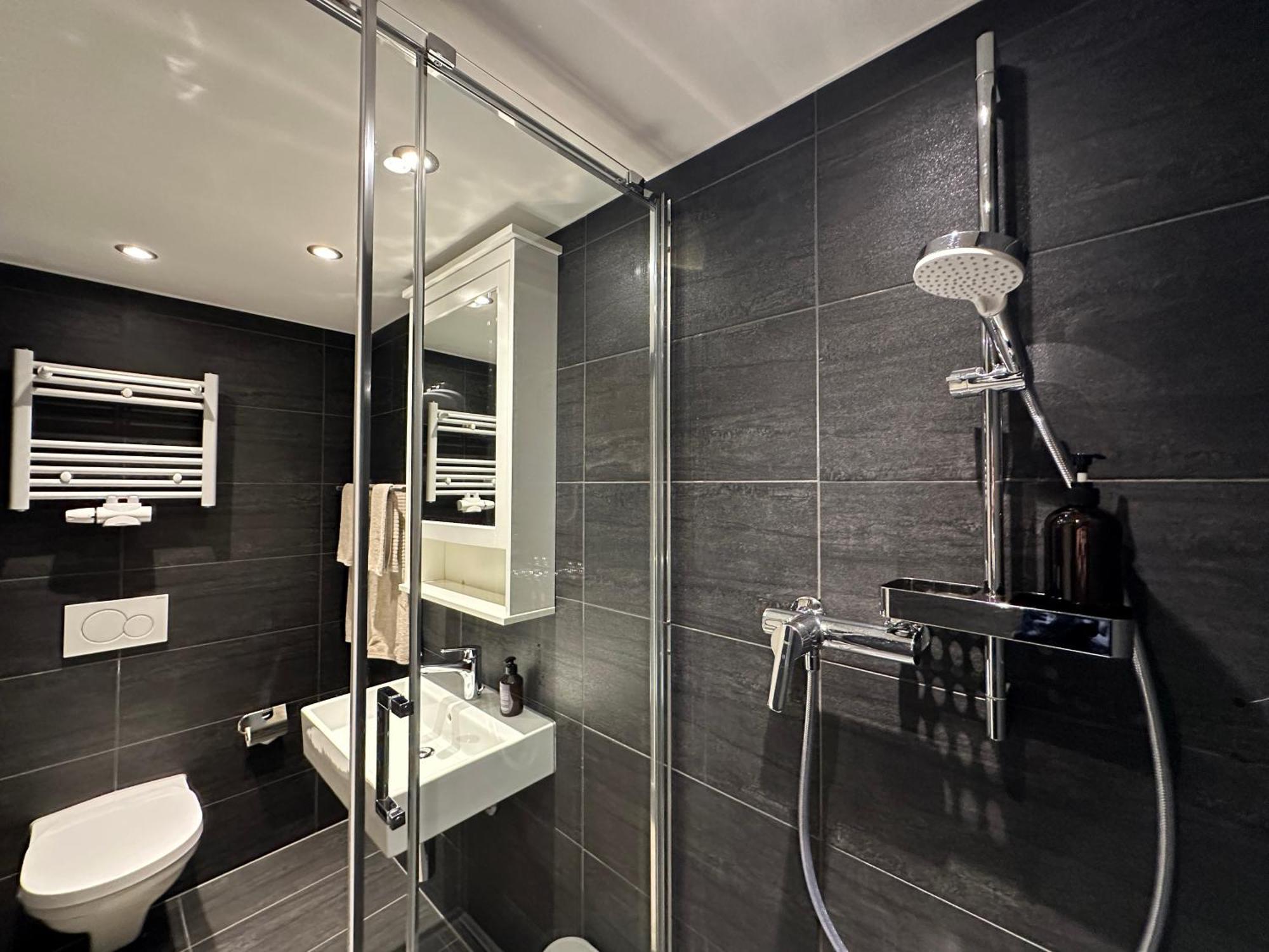 Boutique Niesenblick Am Thunersee Hotel Oberhofen