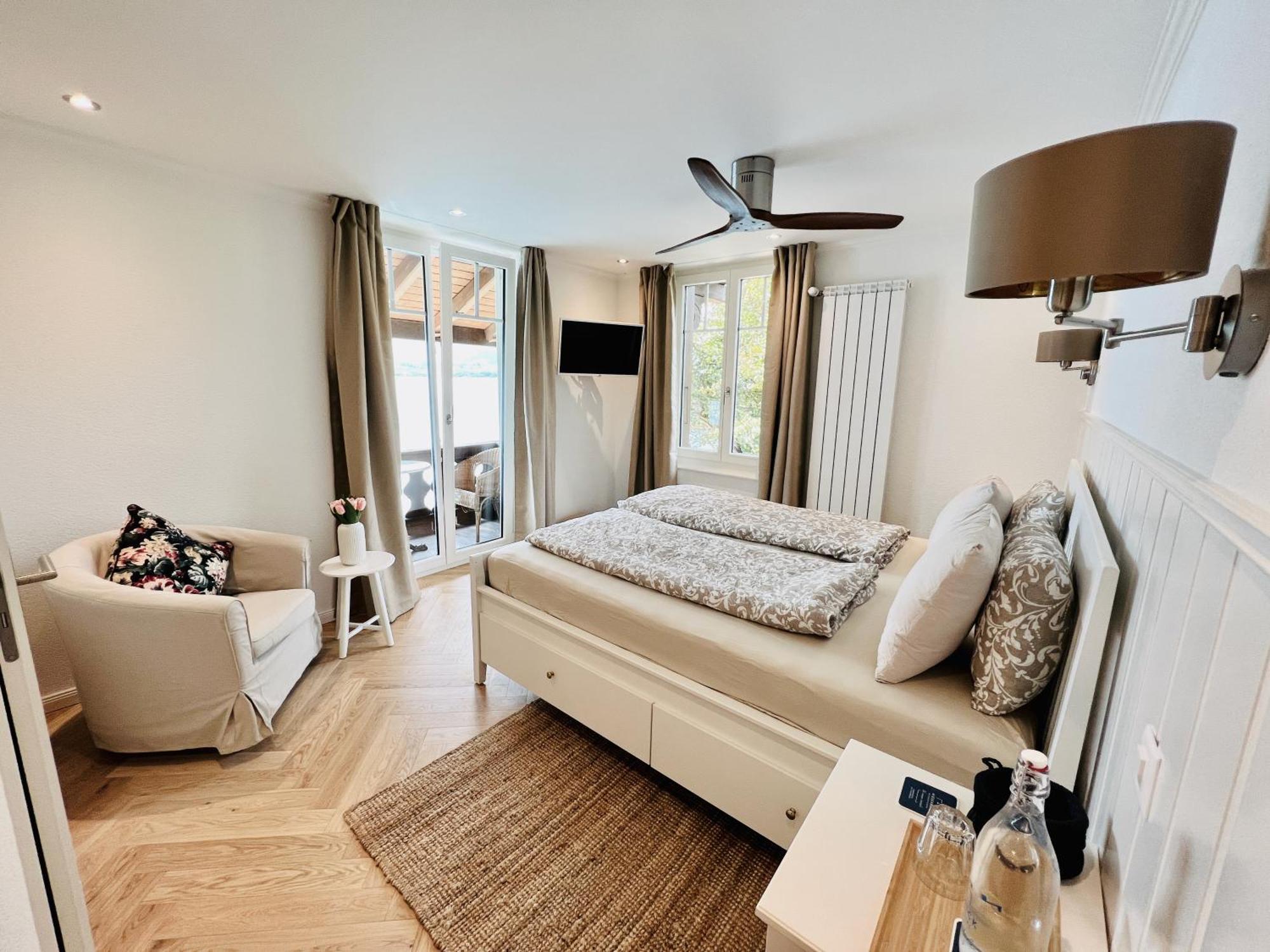Boutique Niesenblick Am Thunersee 2*