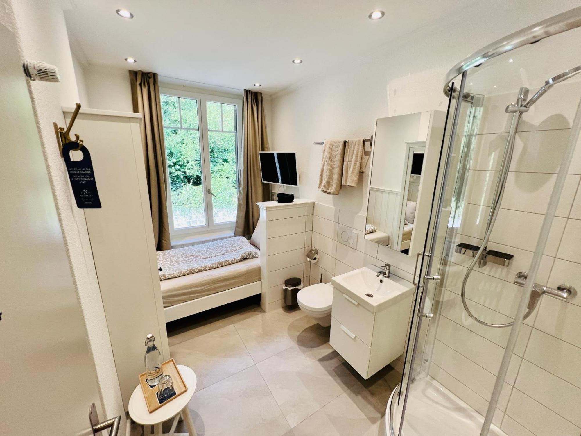 Boutique Niesenblick Am Thunersee Hotel 2*